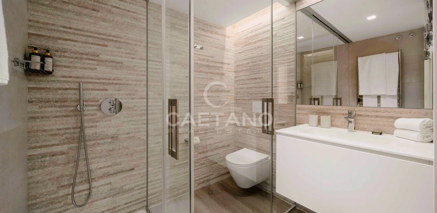 Apartamento T2 para Venda em Quarteira Foto 14