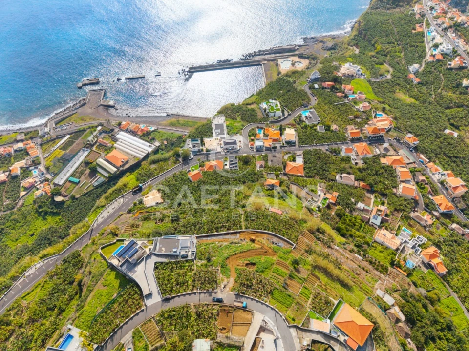 Moradia T3 para Venda em Ponta do Sol Foto 11