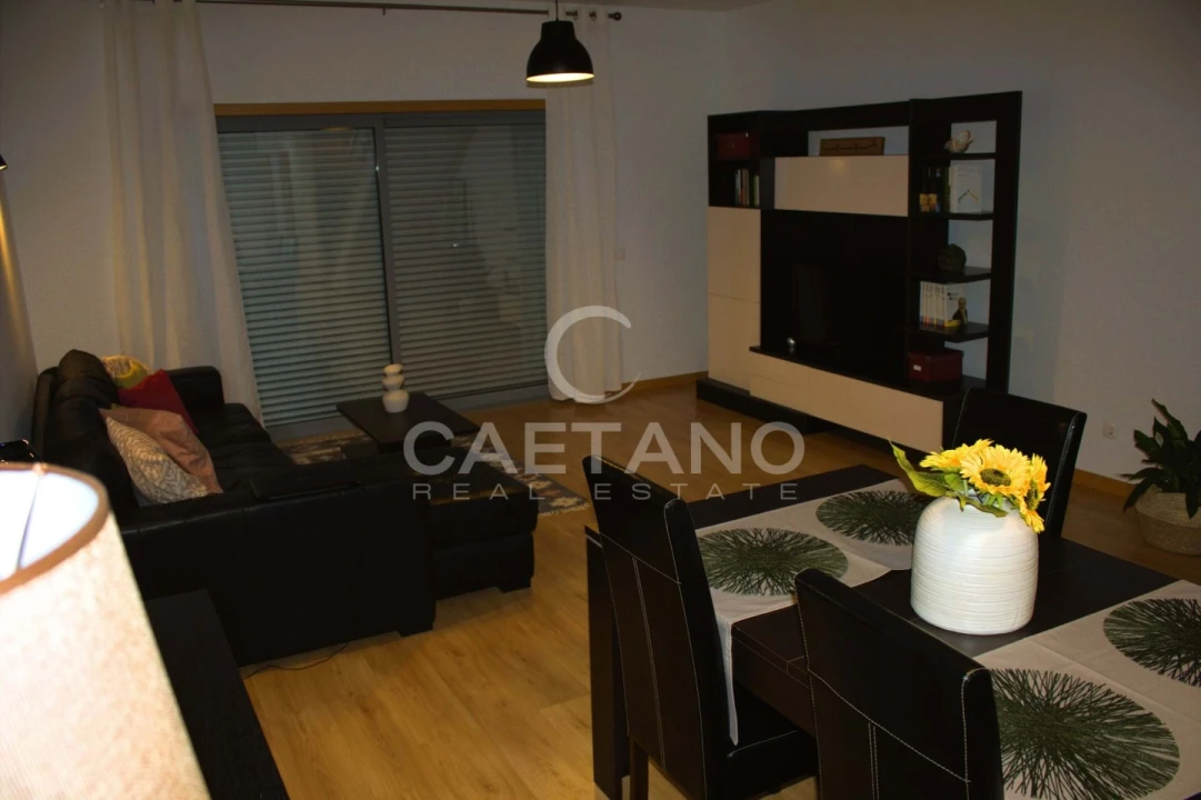 Apartamento T2 para Venda em Portimão Foto 4