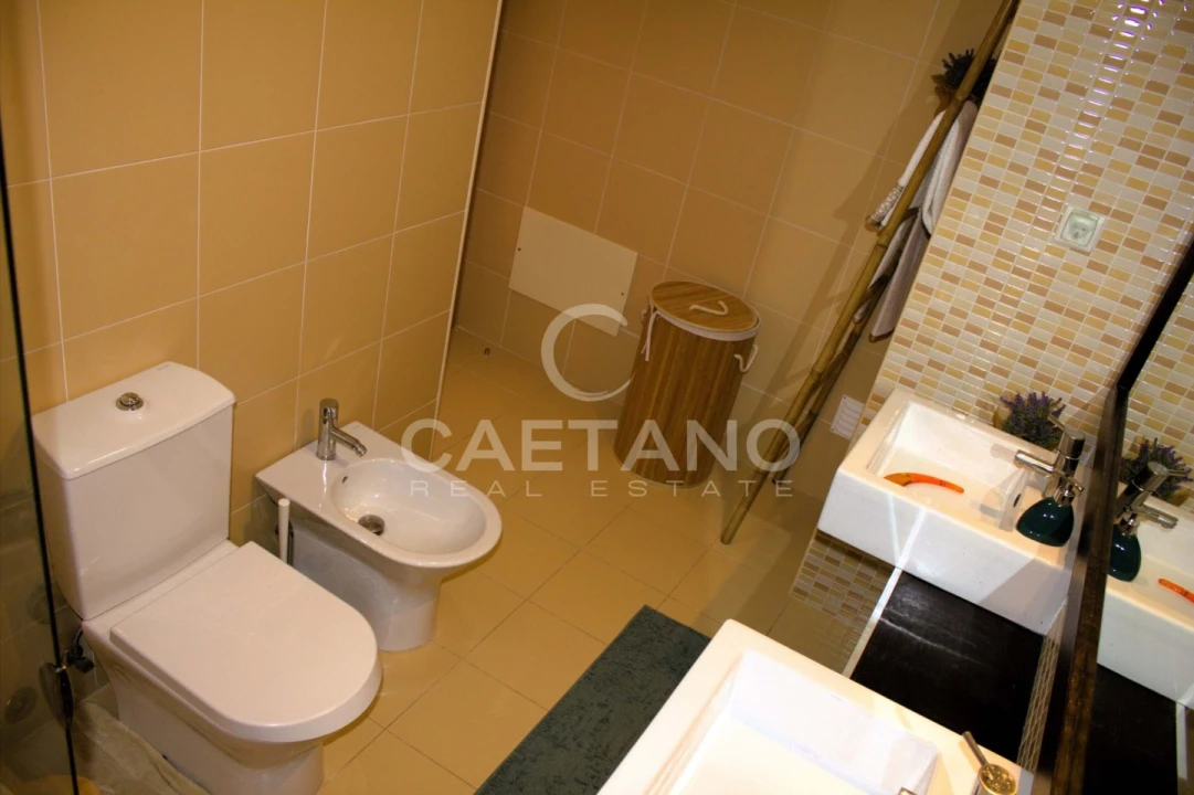 Apartamento T2 para Venda em Portimão Foto 26