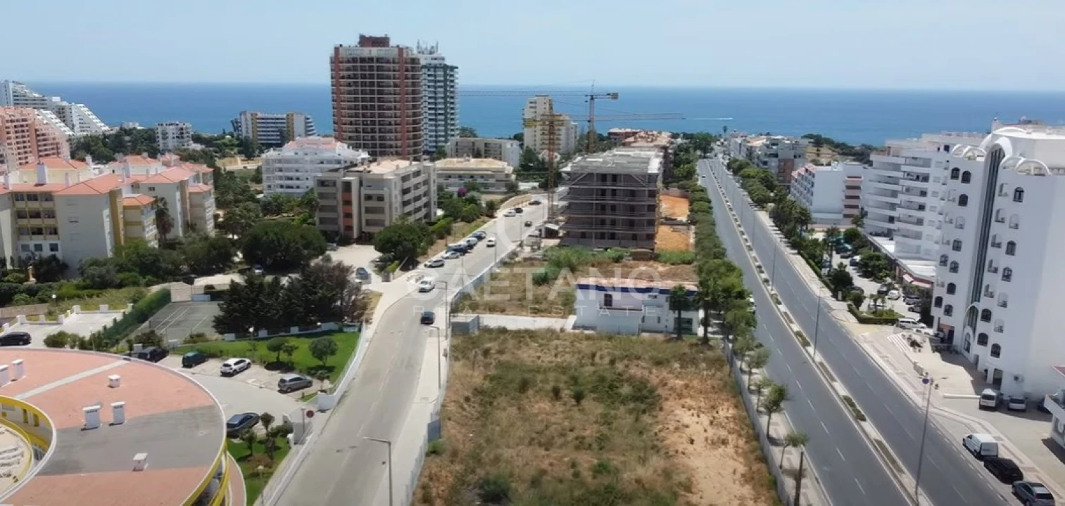 Apartamento T3 para Venda em Portimão Foto 1