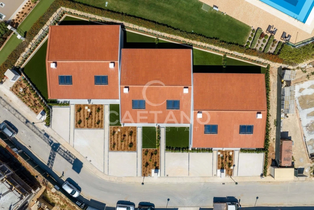 Moradia T2 para Venda em Lagos (São Sebastião e Santa Maria) Foto 4