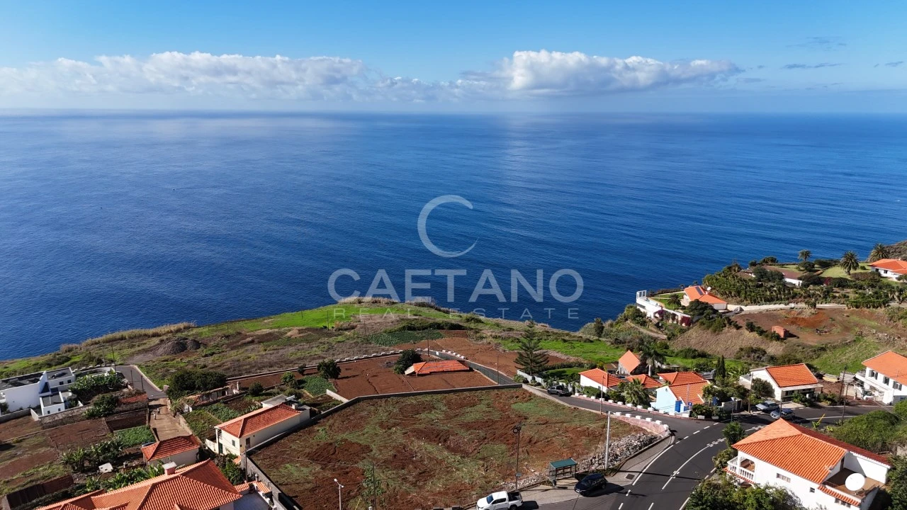 Terreno para Venda em Estreito da Calheta Foto 8
