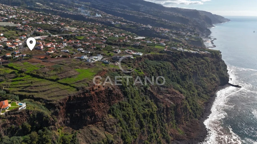 Terreno para Venda em Estreito da Calheta Foto 6