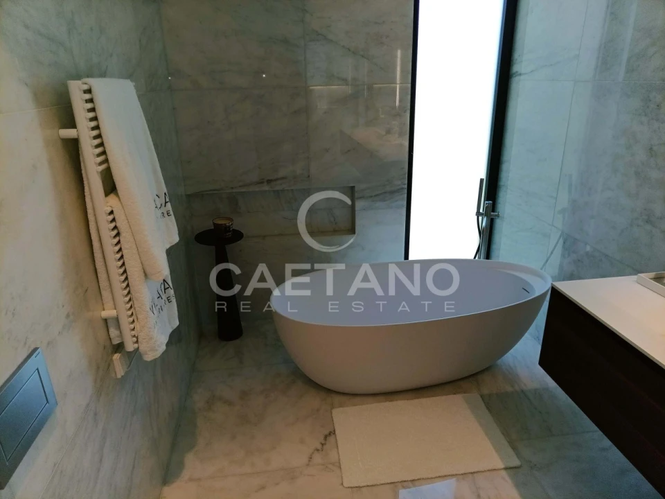 Moradia T6 para Venda em Almancil Foto 19