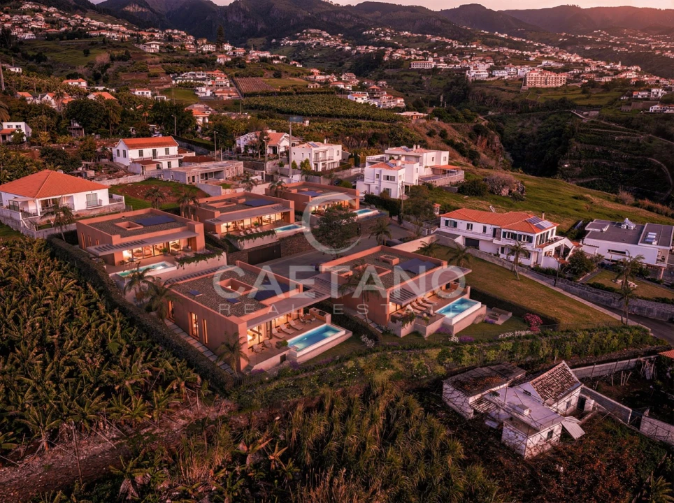 Moradia T3 para Venda em Estreito da Calheta Foto 11