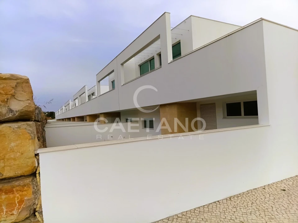 Moradia T3 para Venda em Lagos (São Sebastião e Santa Maria) Foto 53