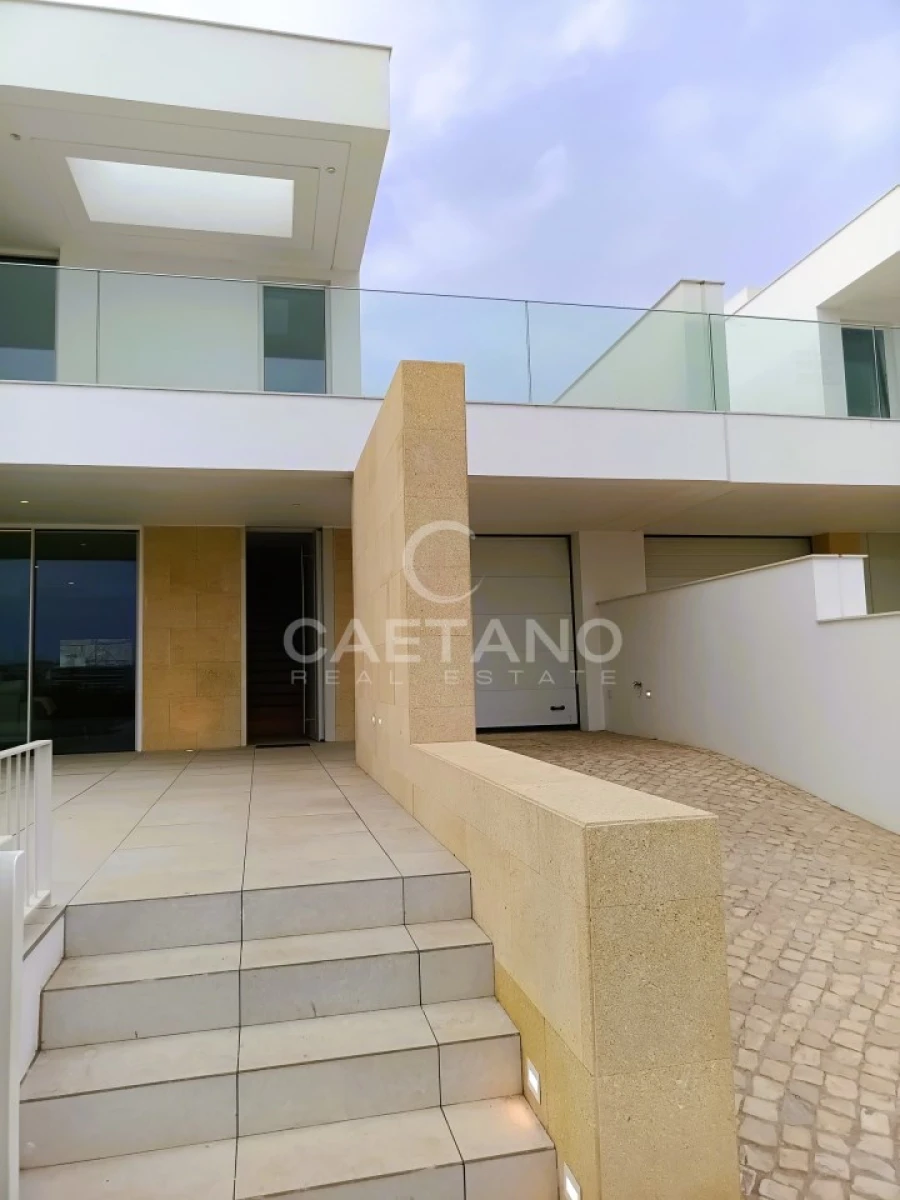 Moradia T3 para Venda em Lagos (São Sebastião e Santa Maria) Foto 6