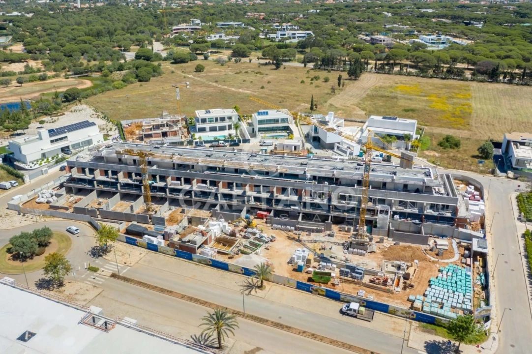 Apartamento T2 para Venda em Quarteira Foto 27