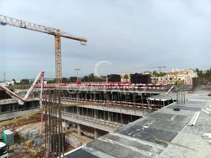 Apartamento T4 para Venda em Quarteira Foto 25
