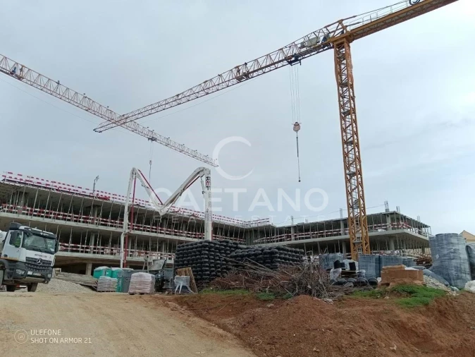 Apartamento T4 para Venda em Quarteira Foto 26
