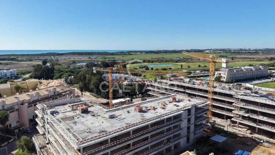 Apartamento T4 para Venda em Quarteira Foto 35