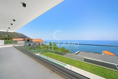 Moradia T4 para Venda em Arco da Calheta
