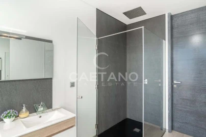 Moradia T3 para Venda em Arco da Calheta
