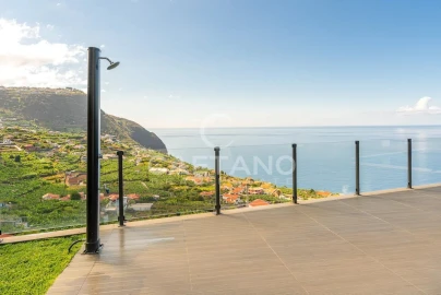 Moradia T3 para Venda em Arco da Calheta