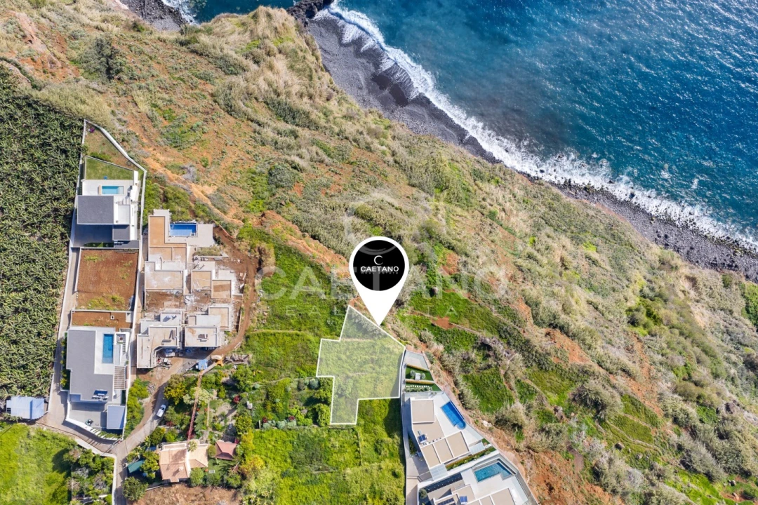 Terreno para Venda em Estreito da Calheta Foto 6