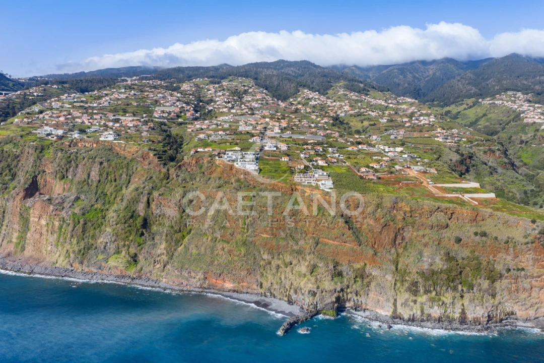 Terreno para Venda em Estreito da Calheta Foto 2