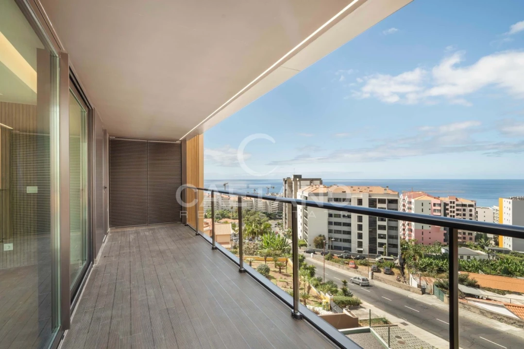 Apartamento T2 para Venda em São Martinho Foto 1