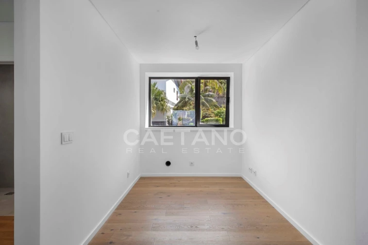Apartamento T2 para Venda em São Martinho Foto 5