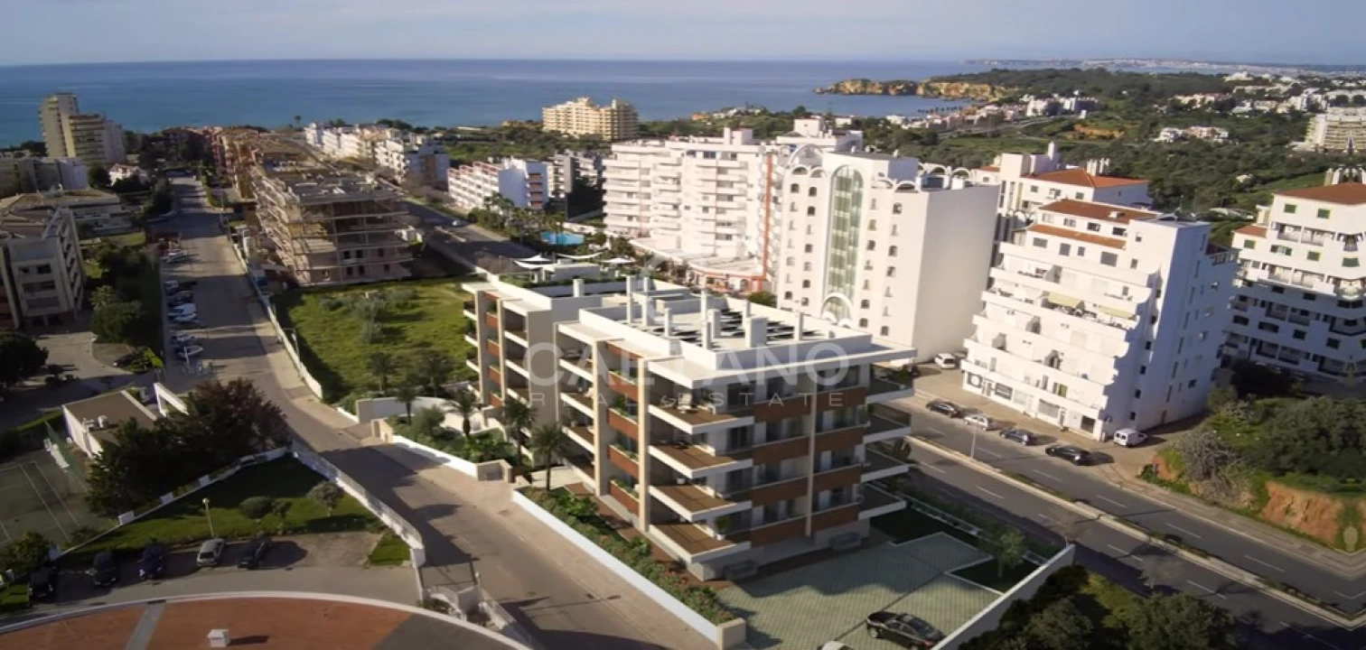 Apartamento T2 para Venda em Portimão Foto 2