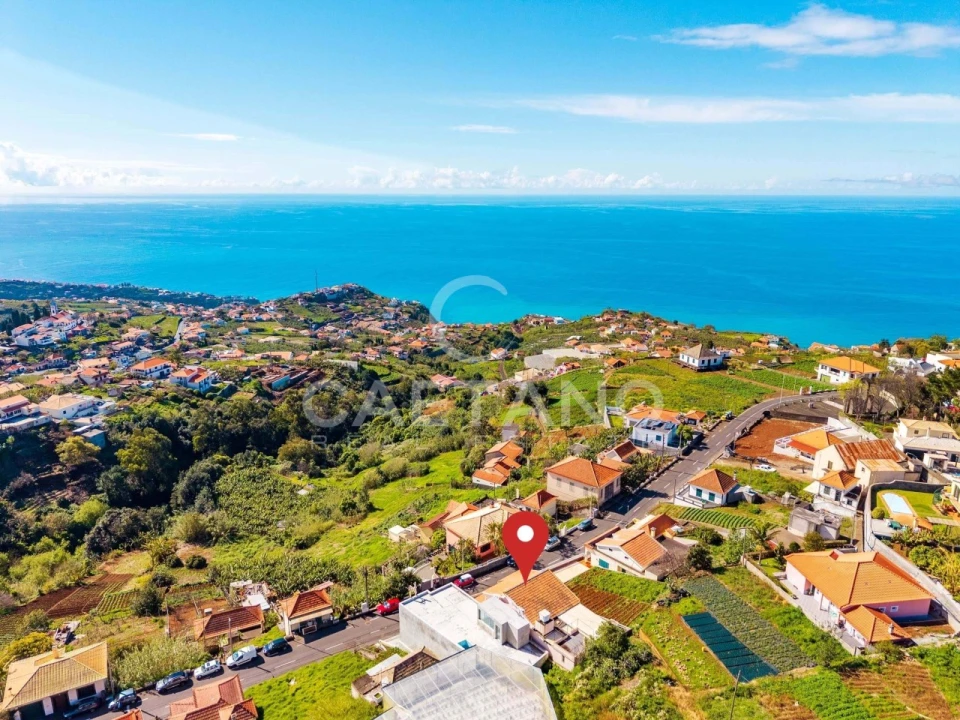 Moradia T5 para Venda em Canhas Foto 3