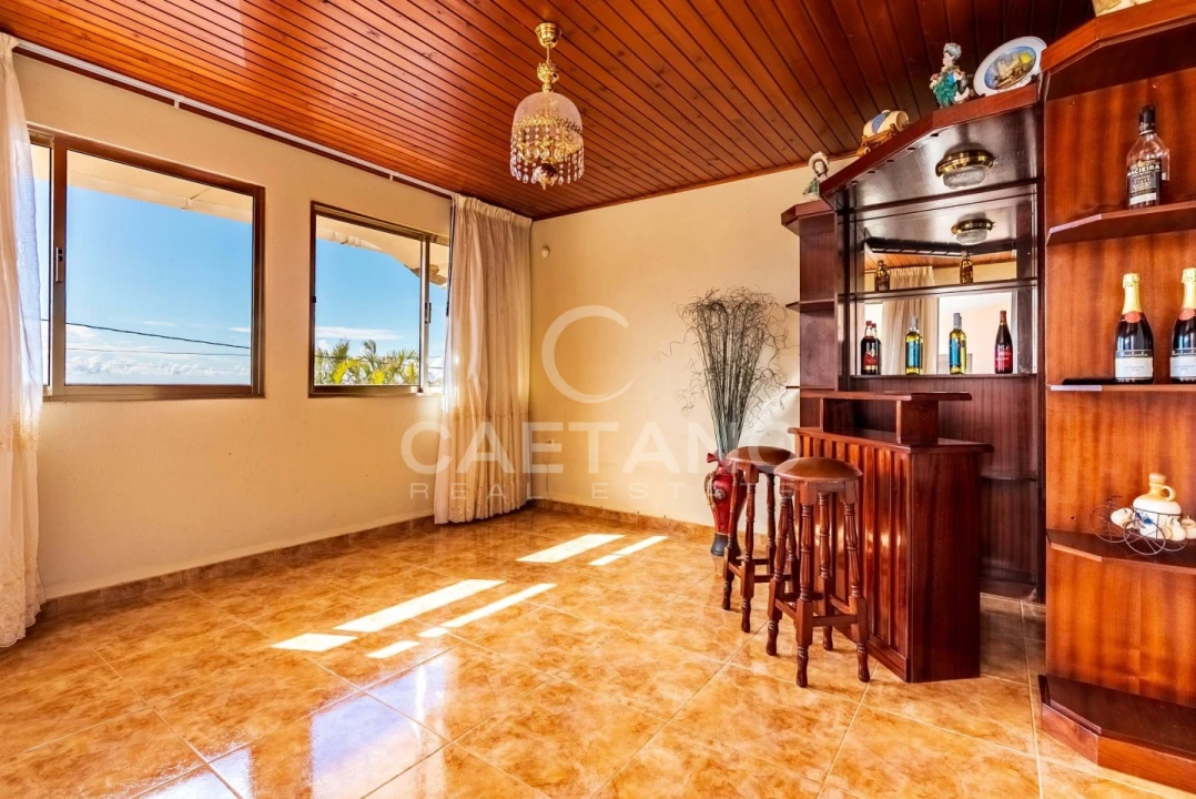 Moradia T5 para Venda em Canhas Foto 15