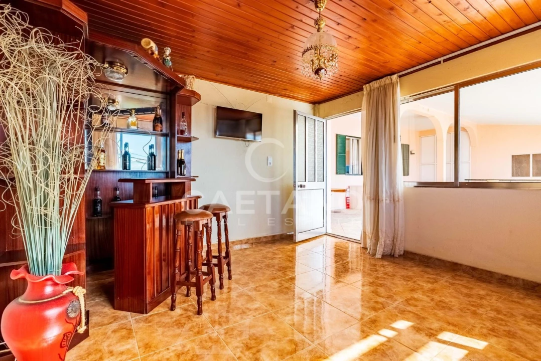 Moradia T5 para Venda em Canhas Foto 17