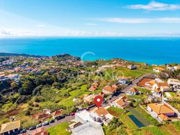 Moradia T5 para Venda em Canhas