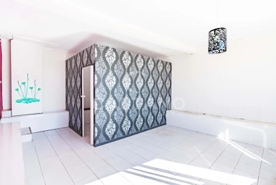 Moradia T5 para Venda em Canhas