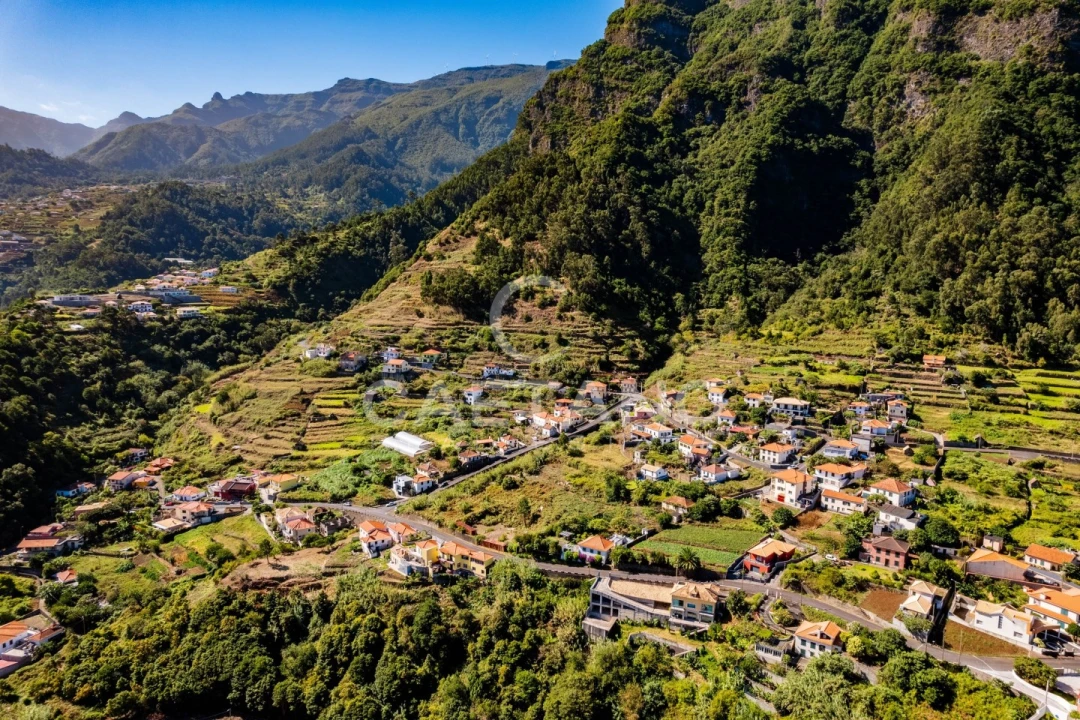 Moradia T4 para Venda em São Vicente Foto 16