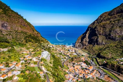 Moradia T4 para Venda em São Vicente