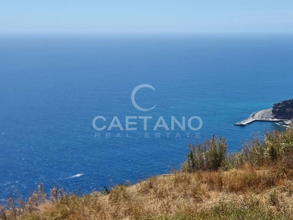 Moradia T3 para Venda em Ribeira Brava Foto 9