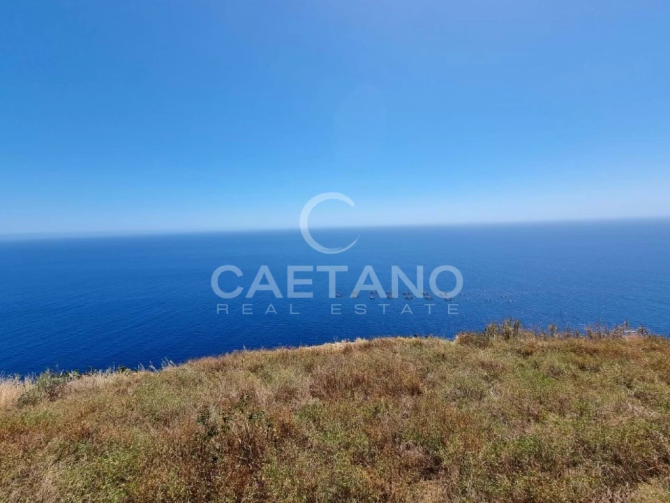 Moradia T3 para Venda em Ribeira Brava Foto 10