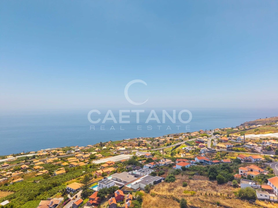 Moradia T4 para Venda em Estreito da Calheta Foto 58