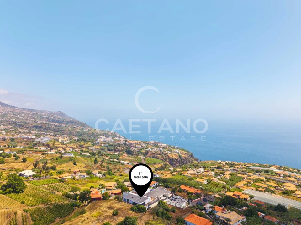 Moradia T4 para Venda em Estreito da Calheta Foto 59