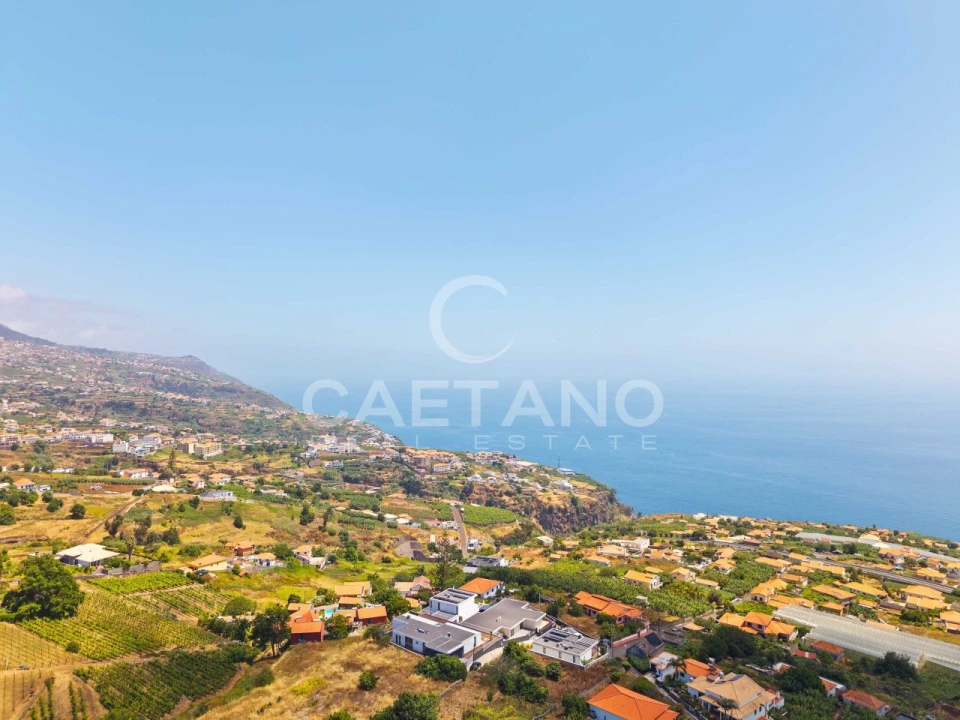 Moradia T4 para Venda em Estreito da Calheta Foto 60