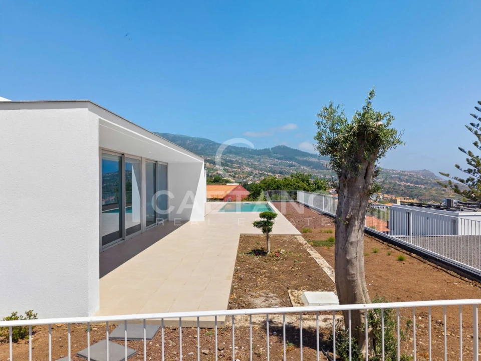 Moradia T4 para Venda em Estreito da Calheta Foto 63
