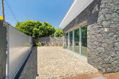 Moradia T4 para Venda em Estreito da Calheta
