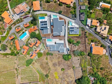 Moradia T4 para Venda em Estreito da Calheta