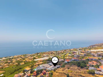 Moradia T4 para Venda em Estreito da Calheta