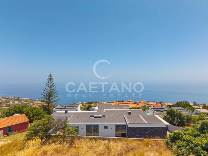 Moradia T4 para Venda em Estreito da Calheta Foto 54
