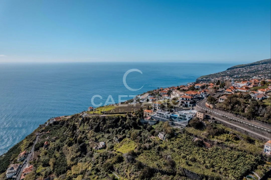 Moradia T2 para Venda em Arco da Calheta Foto 37