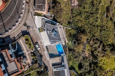 Moradia T2 para Venda em Arco da Calheta