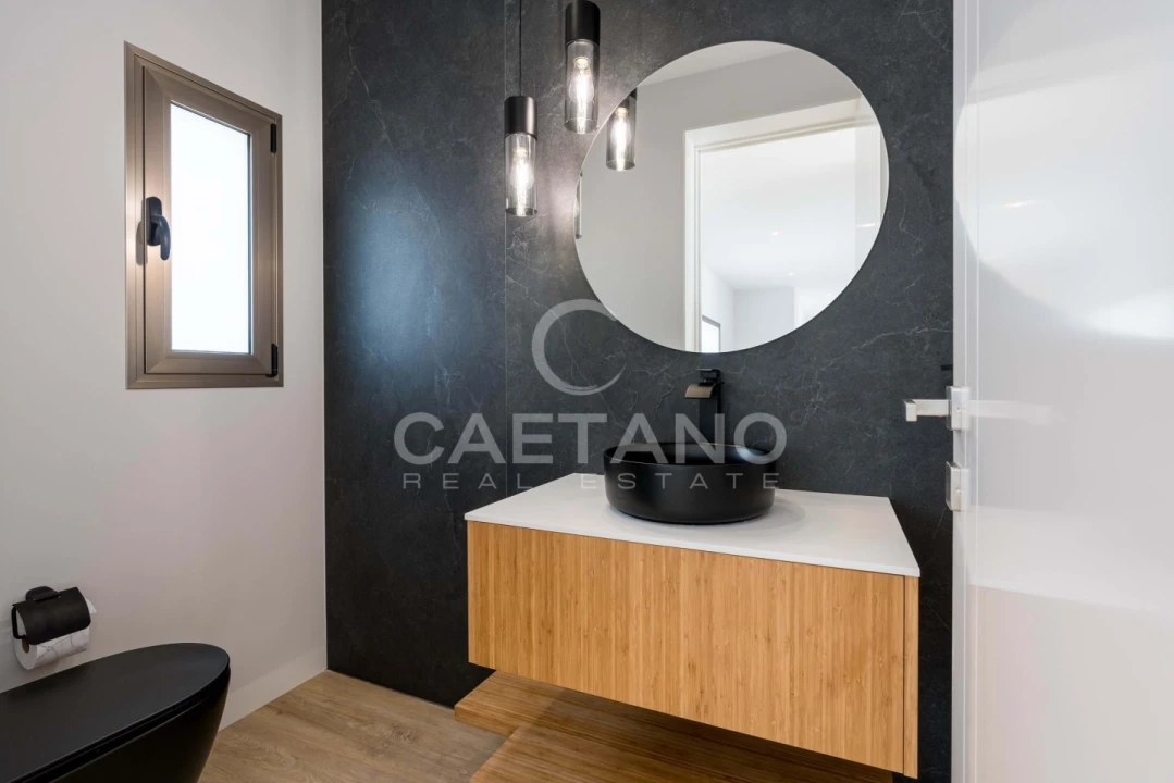 Moradia T3 para Venda em Estreito da Calheta Foto 9