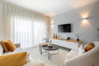 Apartamento T2 para Venda em Lagos (São Sebastião e Santa Maria)