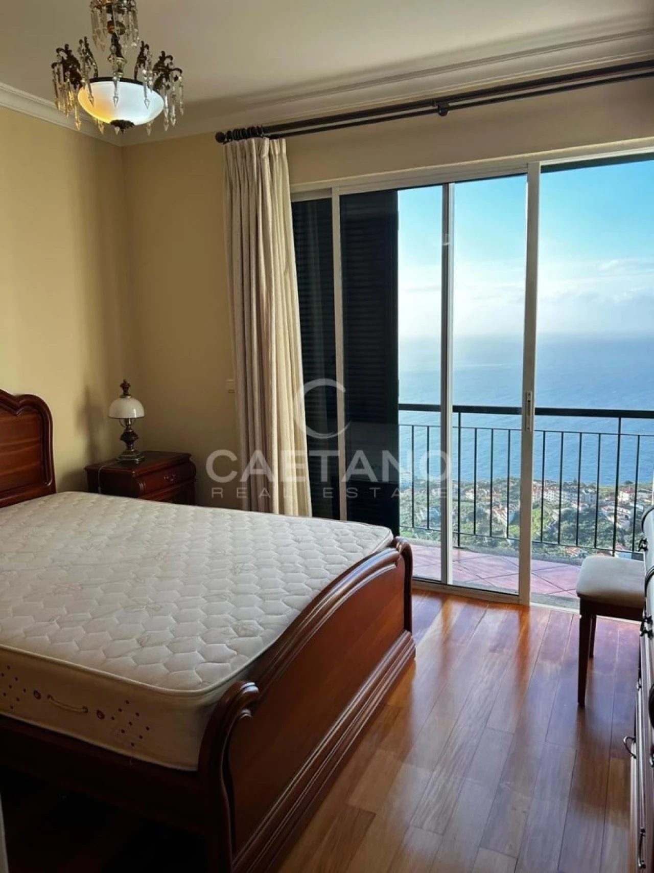 Moradia T3 para Venda em Camara de Lobos Foto 5