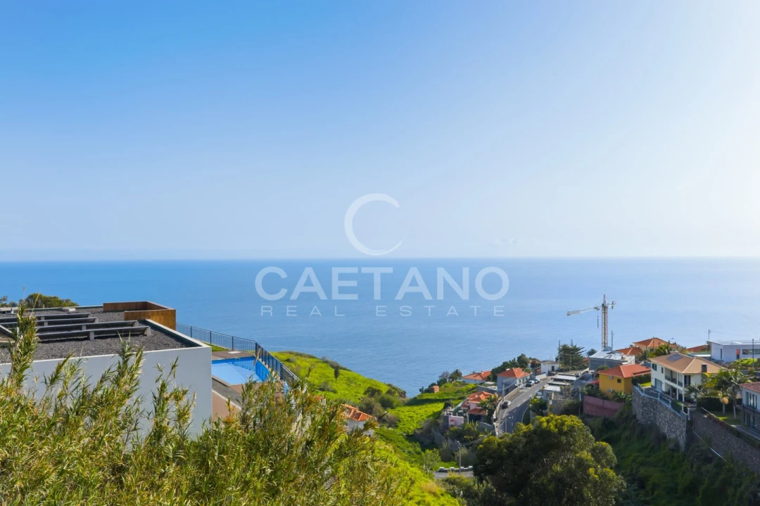 Terreno para Venda em Estreito da Calheta Foto 3