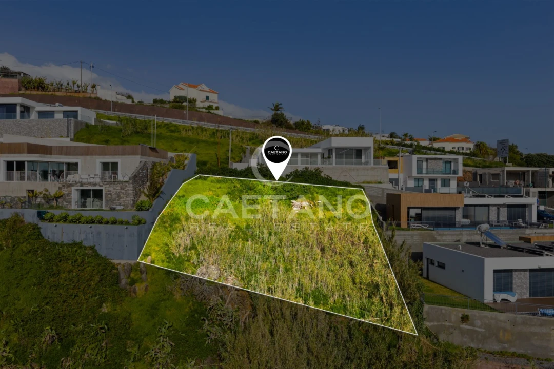 Terreno para Venda em Estreito da Calheta Foto 4