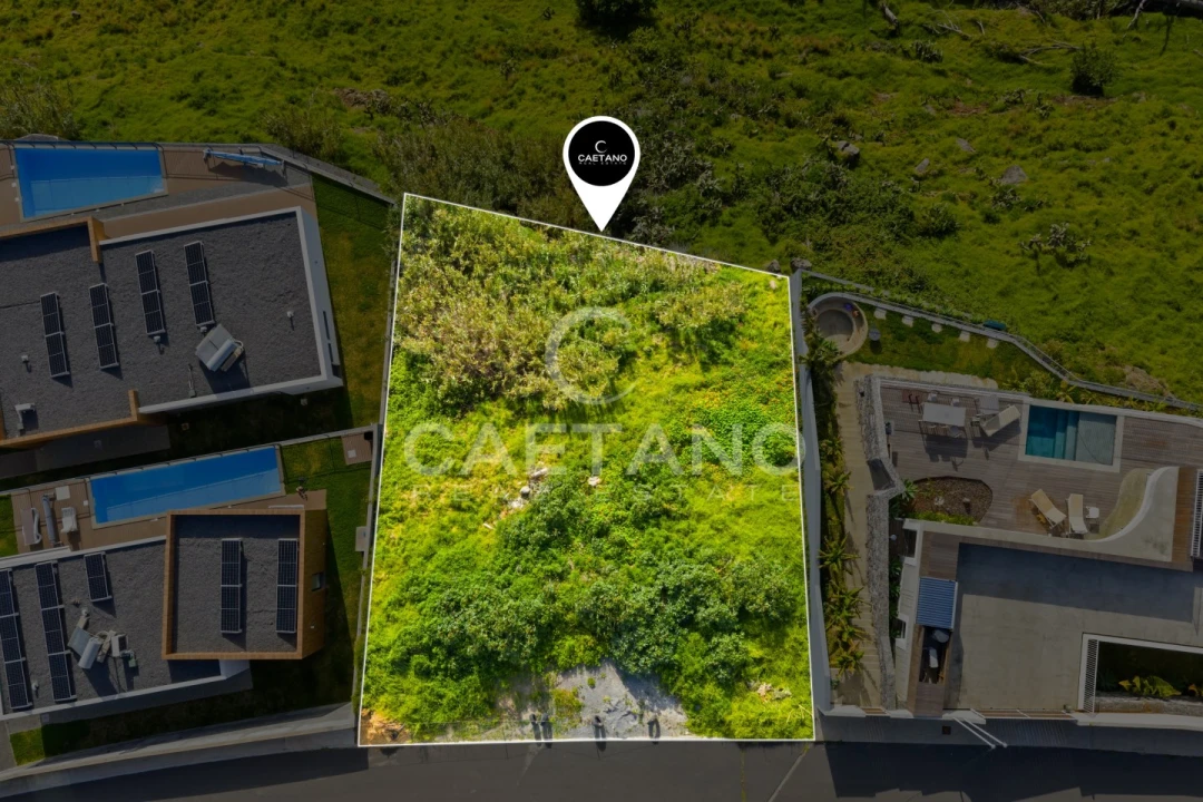 Terreno para Venda em Estreito da Calheta Foto 8