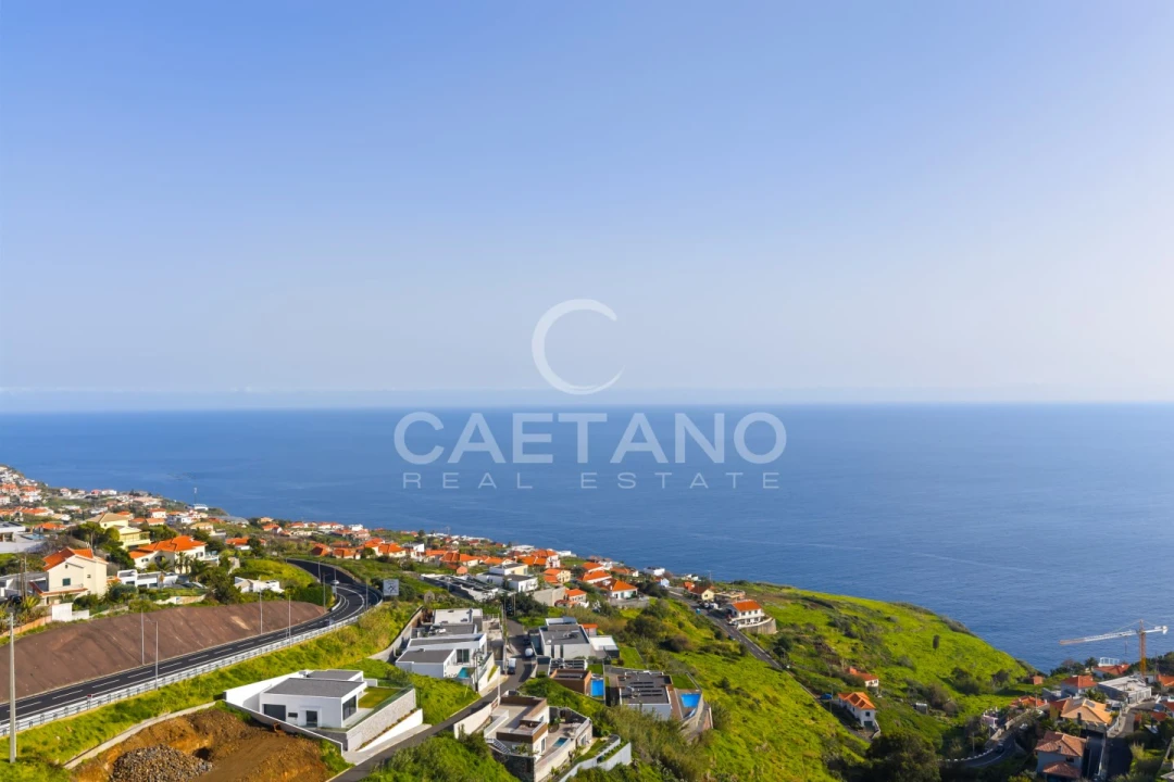 Terreno para Venda em Estreito da Calheta Foto 9